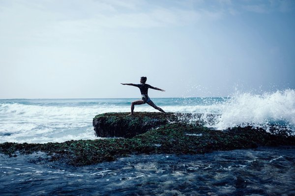 Comment la pratique du yoga Kundalini peut-elle renforcer le bien-être émotionnel ?